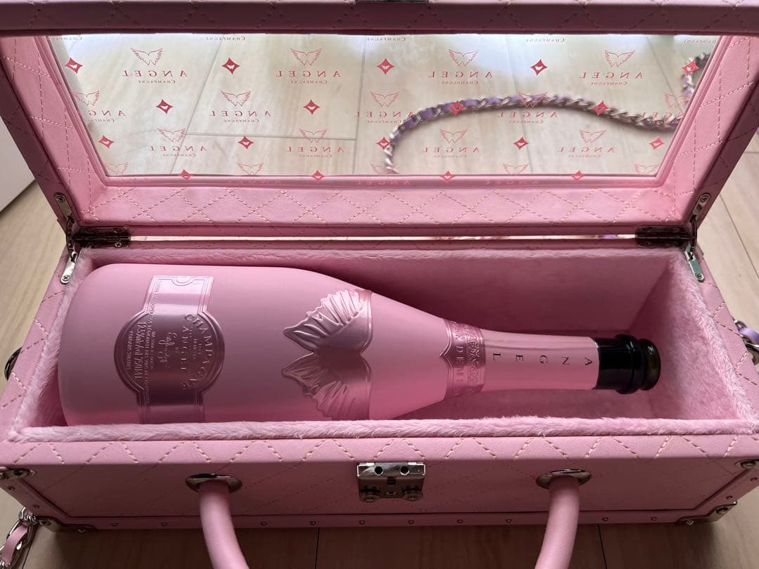 エンジェル　シャンパン　ドゥミセック　空箱、空瓶3本セット