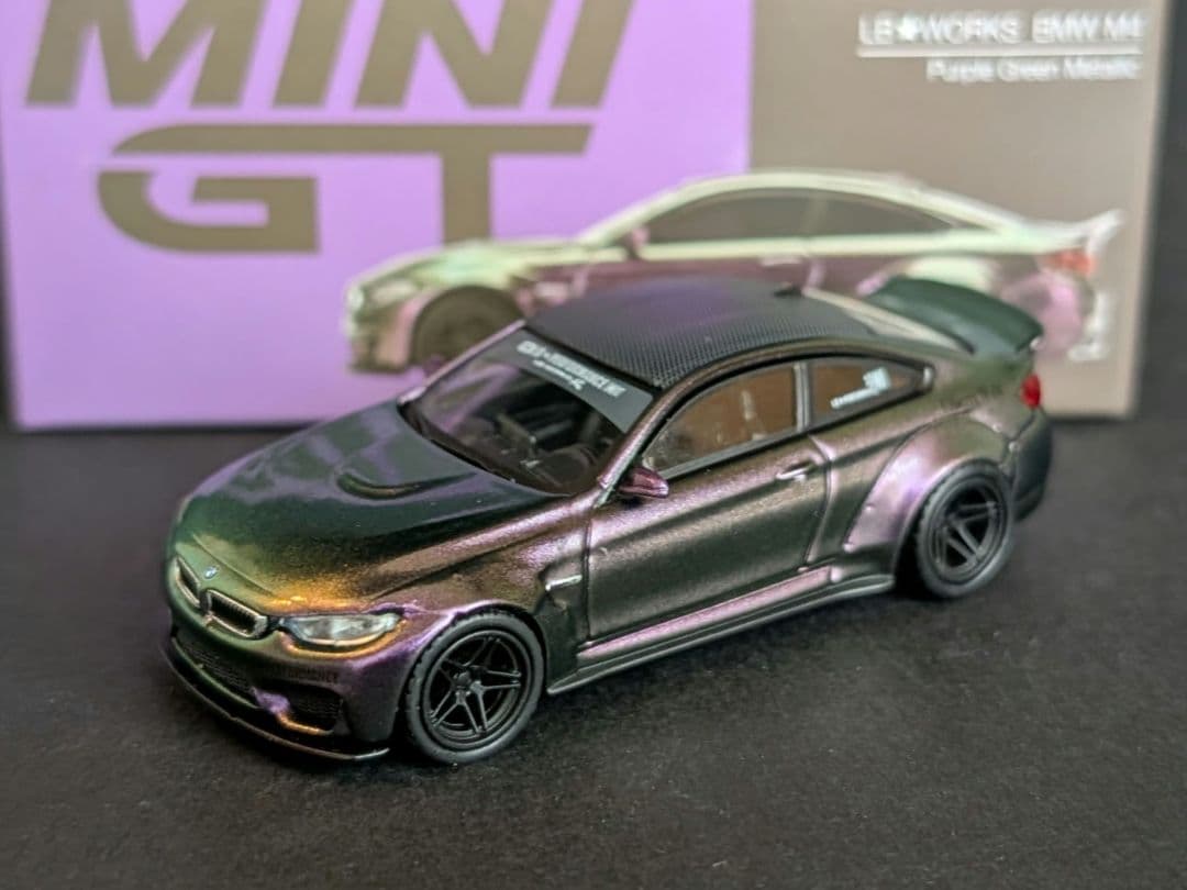 MINI GT 1/64 LBWK  M4 パープルグリーンメタリック