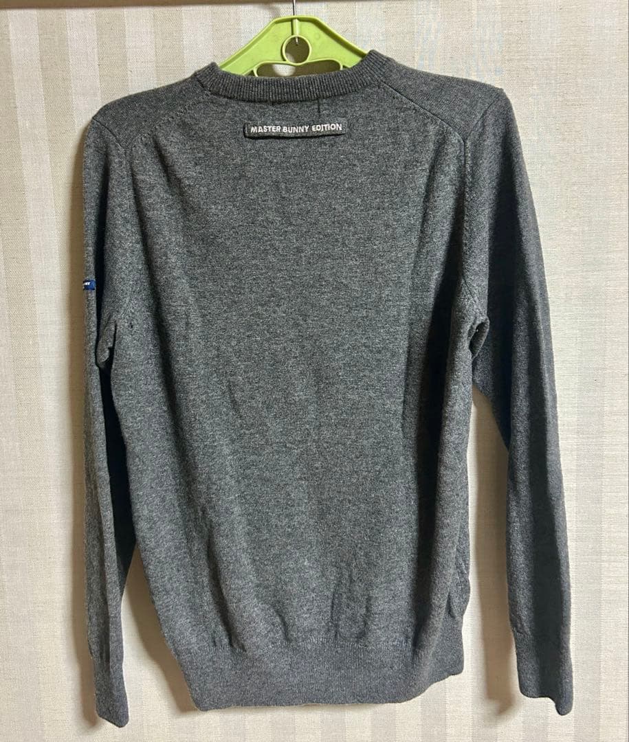 MASTER BUNNY EDITION グレー長袖セーター
