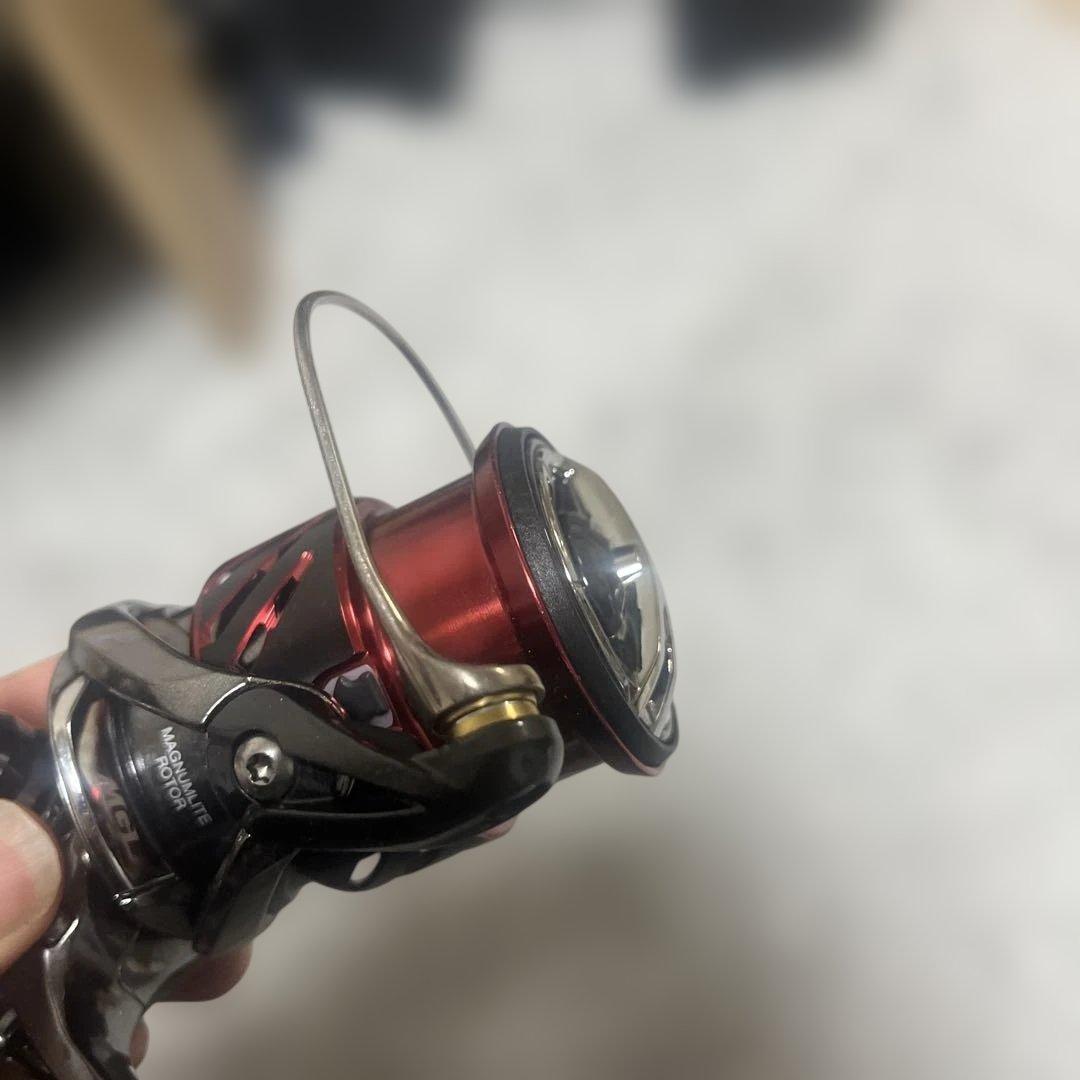 SHIMANO STRADIC C14+ 2500S-B スピニングリール値下げ