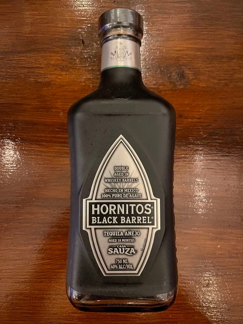 サウザ・オルニートスBlack Barrel テキーラ 750ml