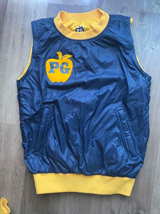 パーリーゲイツ　レディース　リバーシブル　4way スニード　中綿ブルゾン