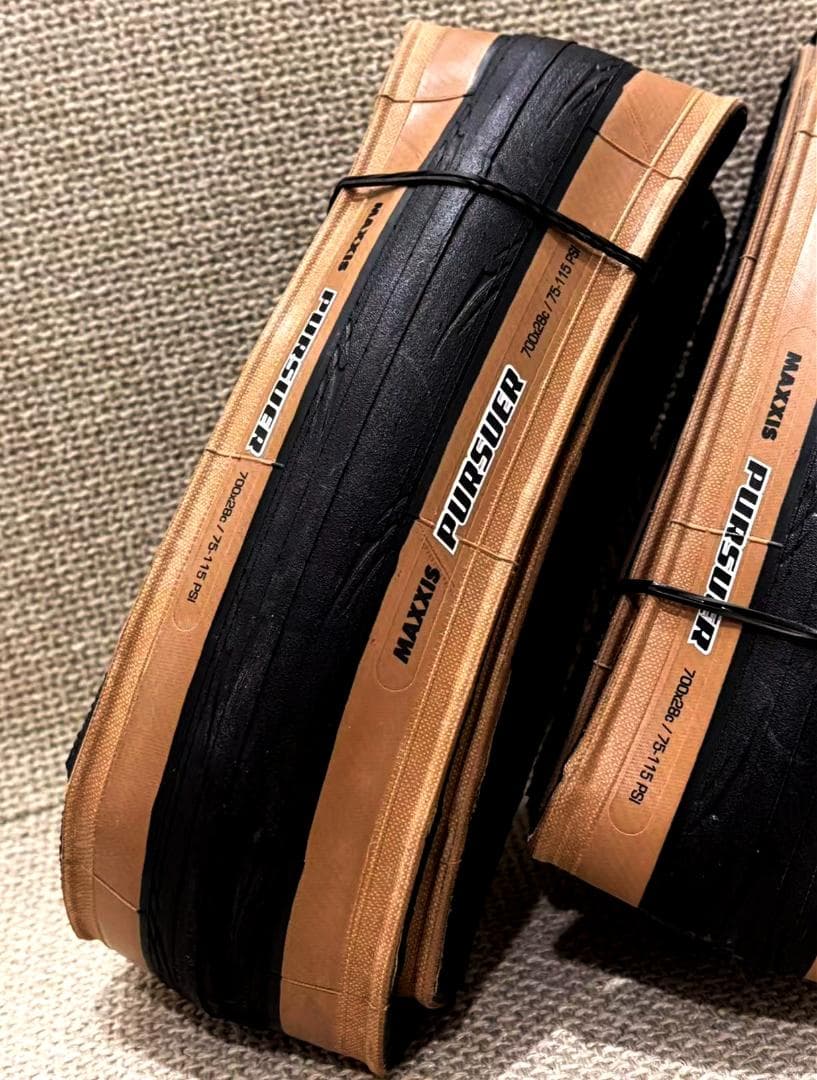 マキシス パーサー MAXXIS PURSUER 700x28c　タイヤセット