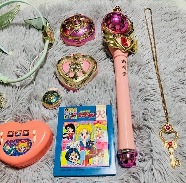 r*.様 レトロ セーラームーン おもちゃ 玩具 まとめ売り 16点