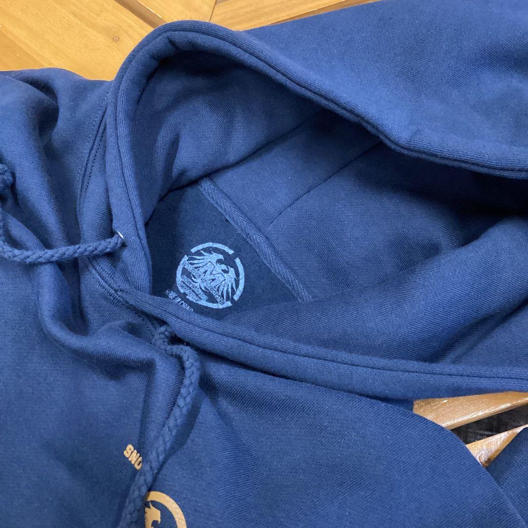 NEVERSUMMER　ネバーサマー　パーカー　フーディ　アパレル　Mサイズ