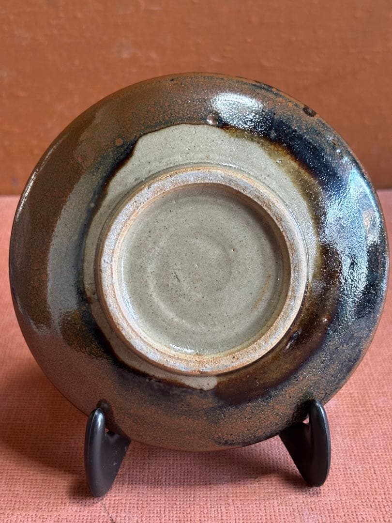 やまちゃん河井寛次郎作白緑柿釉花文独楽形皿　検森に咲く一輪の花