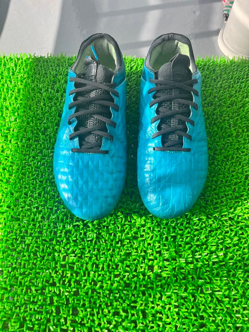 ナイキティエンポレジェンド8 FG 26cm