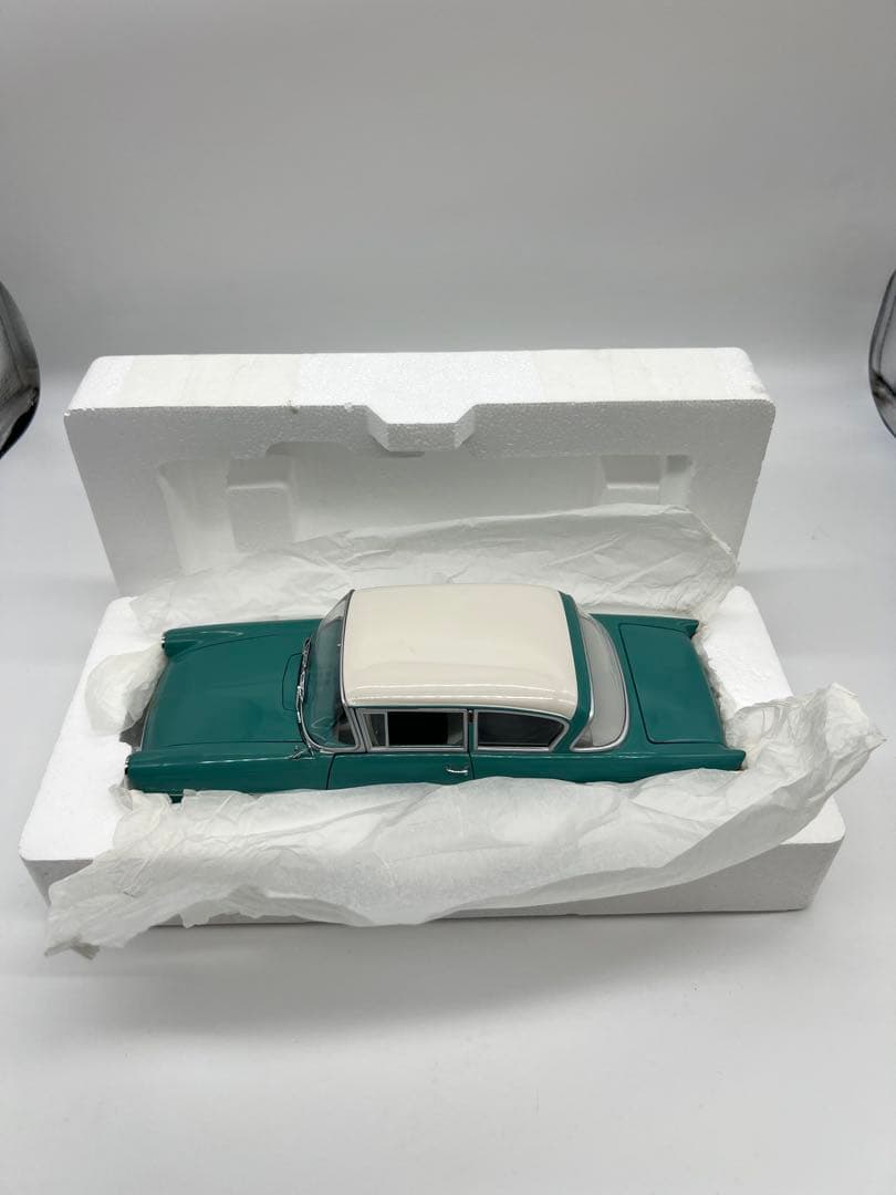 No434ミニカー1/18箱ありOPEL REKORD P1 1958