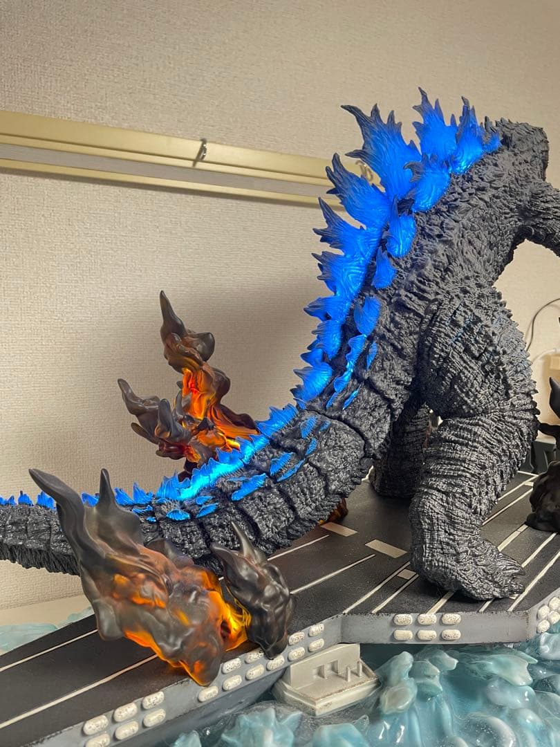 半額以下 ゴジラ2021 ワンダーフィギュア スタースペース 一部破損 外箱なし