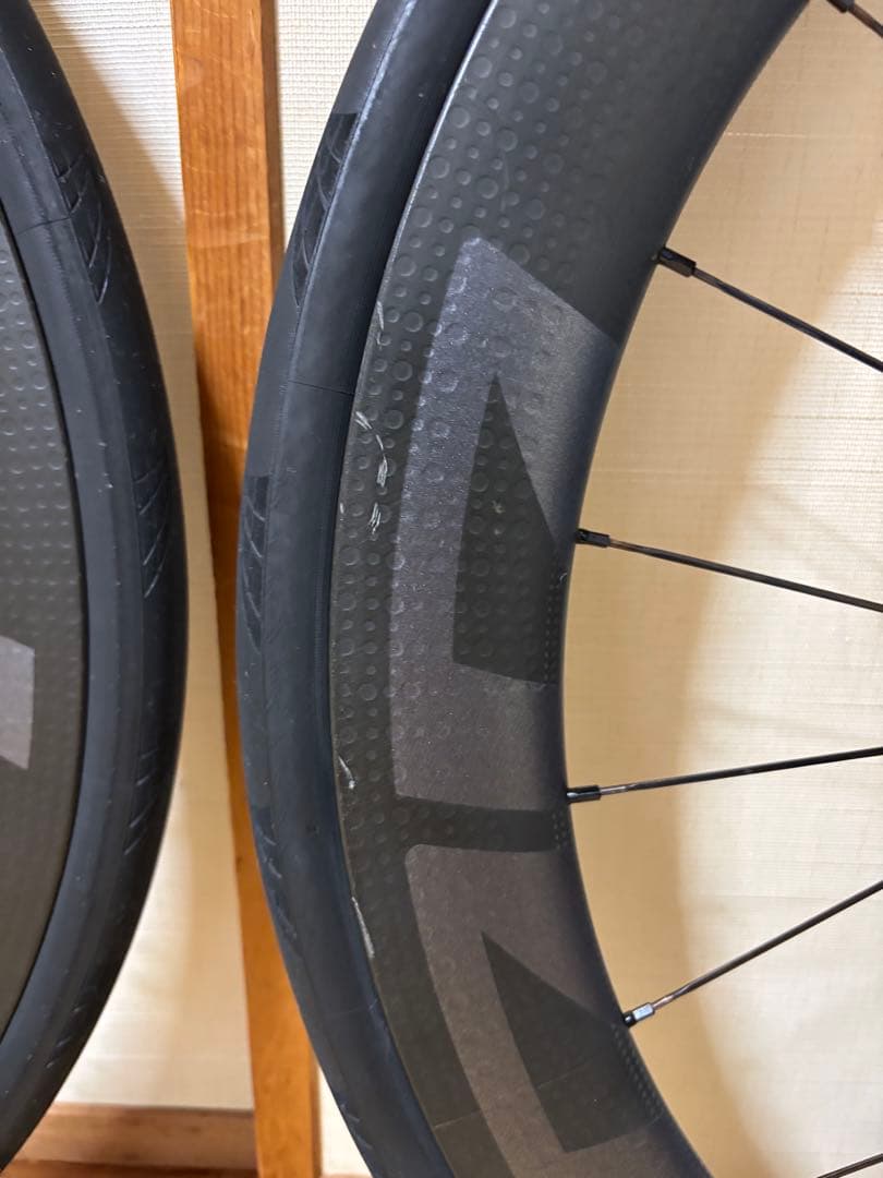 ZIPP 404 Firecrest タイヤ付き　中古　美品