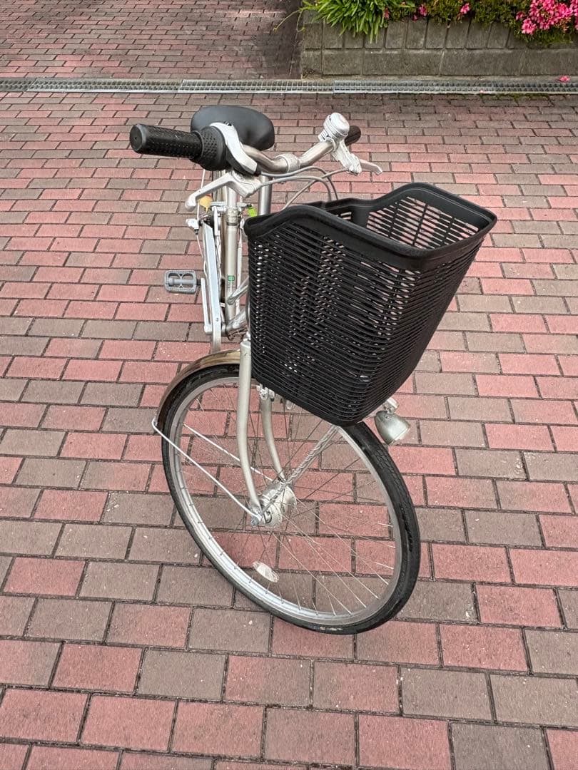 オートライト/3段変速付き軽快車(26㌅)お引き取りですが、配達も可能です。