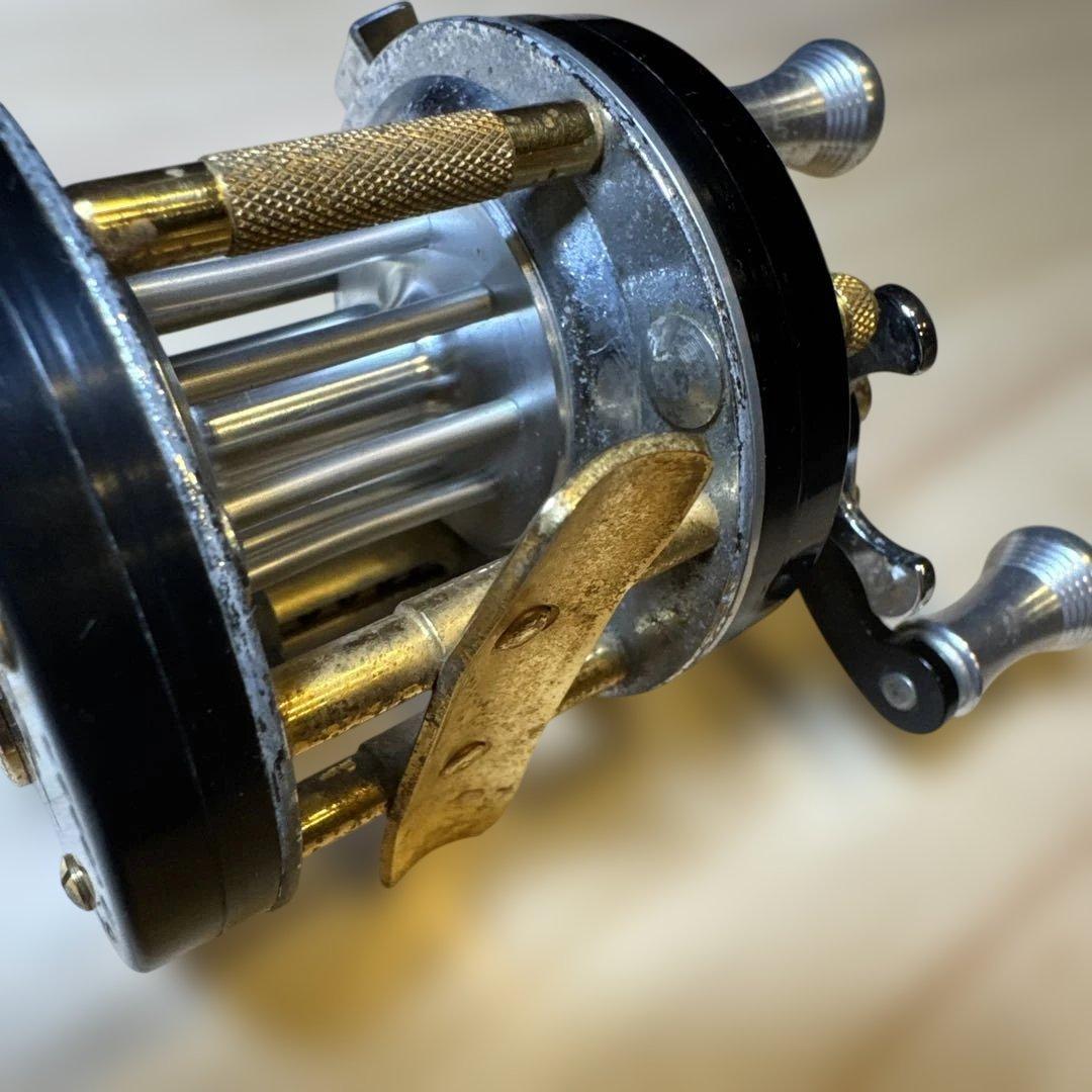 Vintage ベイトリール 五十鈴　BC700 イスズリール