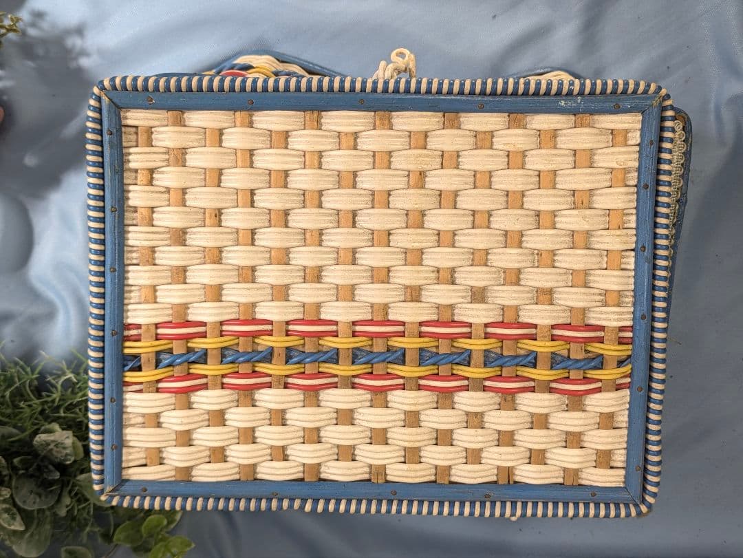 イギリス アンティーク ソーイングバスケット 青赤黄色