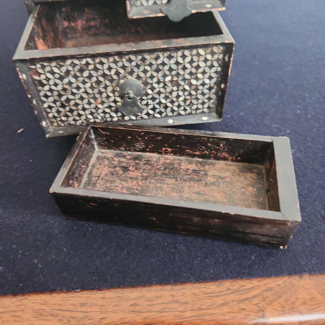 李朝‥螺鈿小引き出し