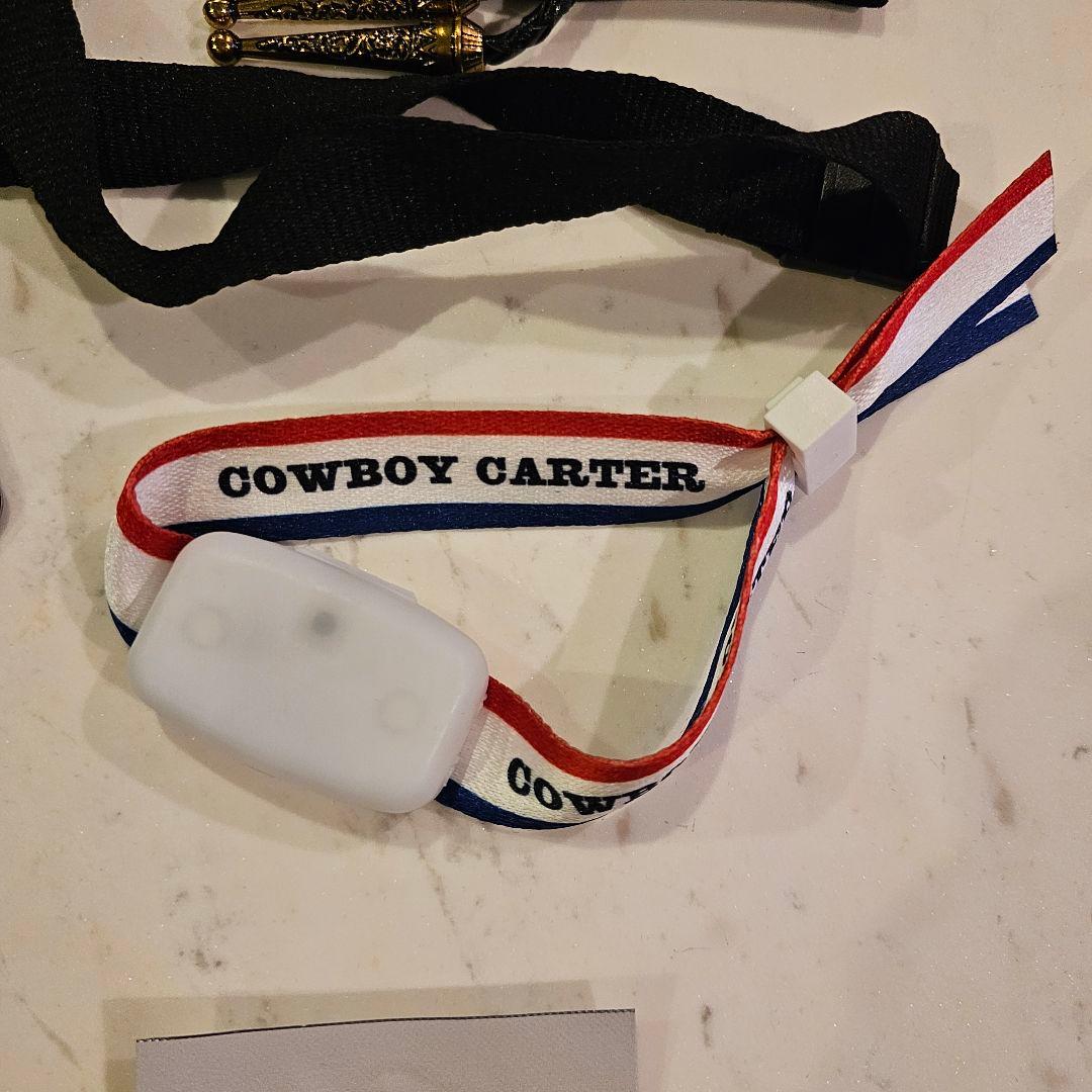 ビヨンセ COWBOY CARTER ツアーグッズ＋未使用Tシャツ3枚