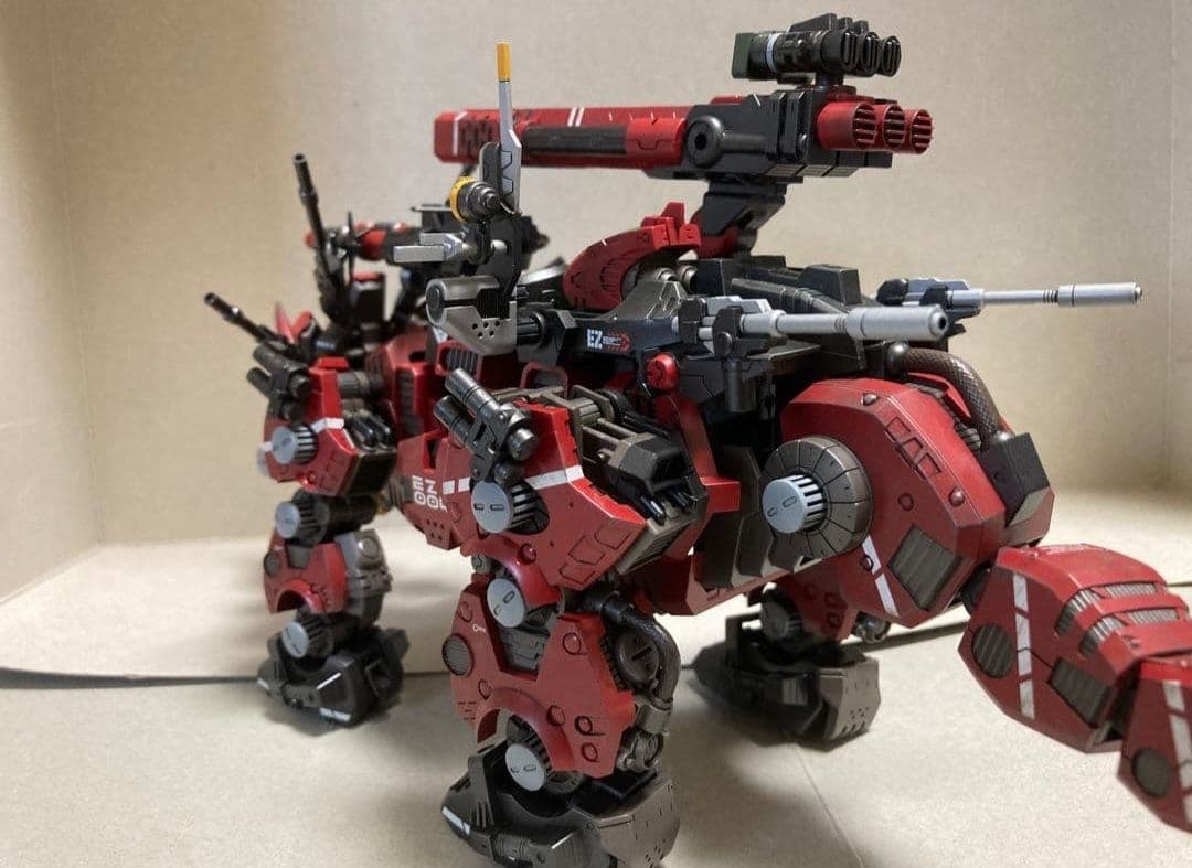 ゾイド HMM レッドホーン 完成品