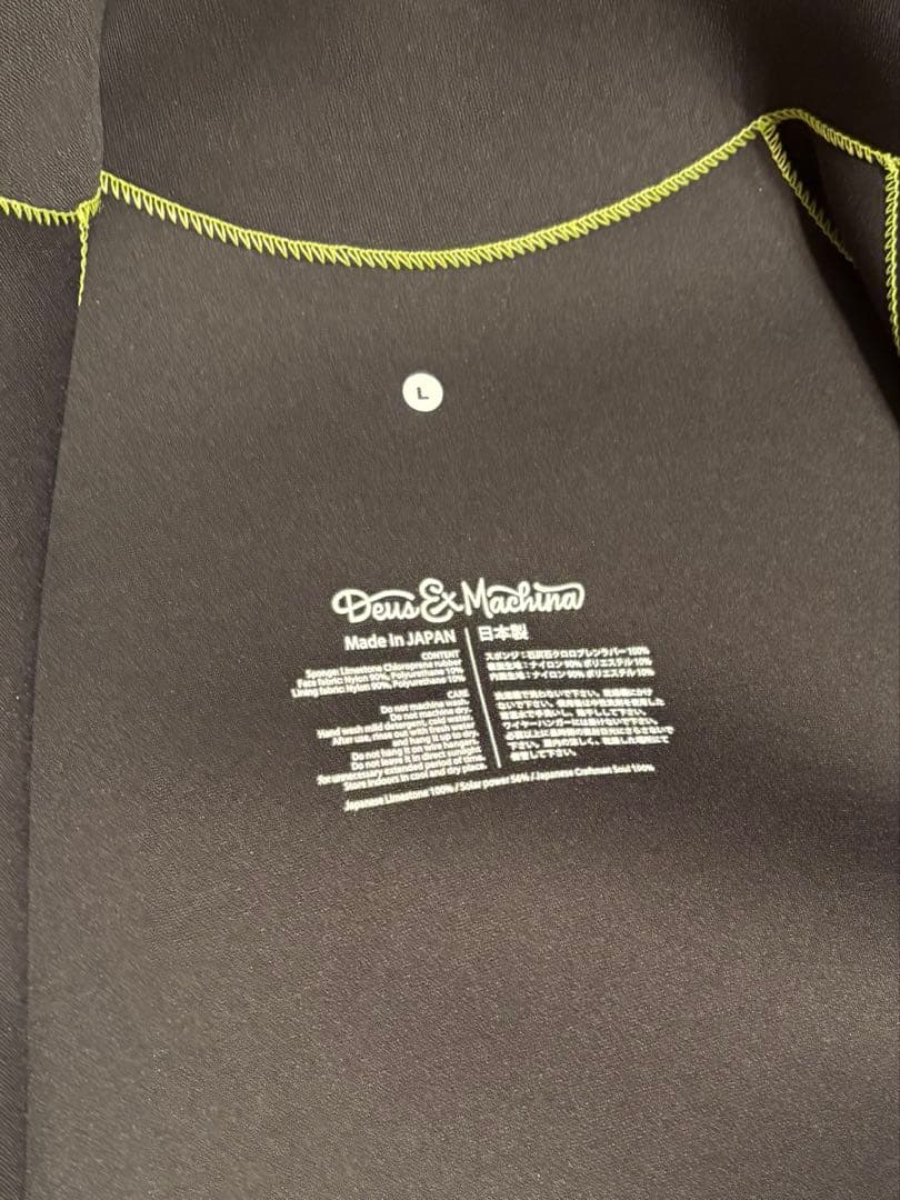 DEUS ブラック タッパー フロントジッパー