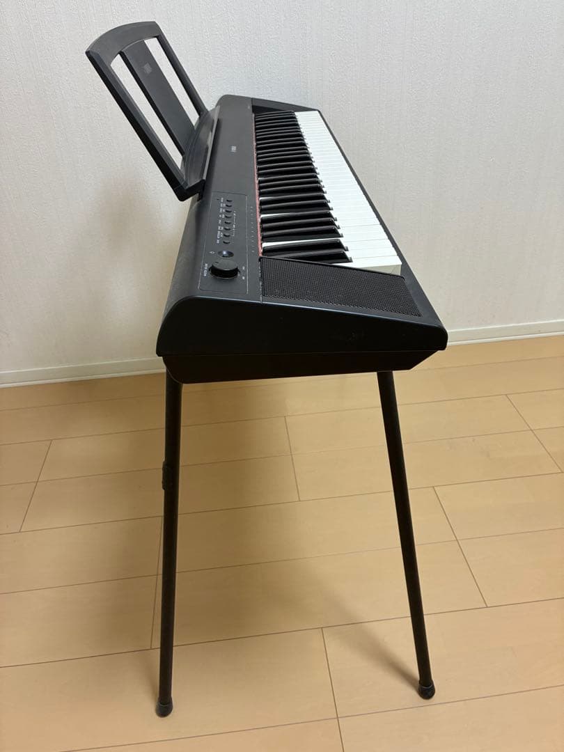 YAMAHA 電子ピアノ61鍵　専用スタンド付 piaggero NP11