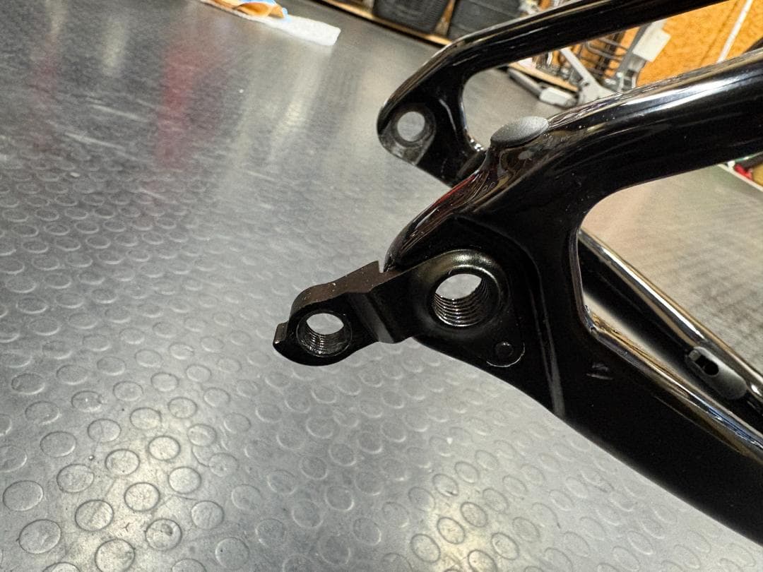 ELVES Vanyar Pro DISK フレームセット及び専用ハンドル付属