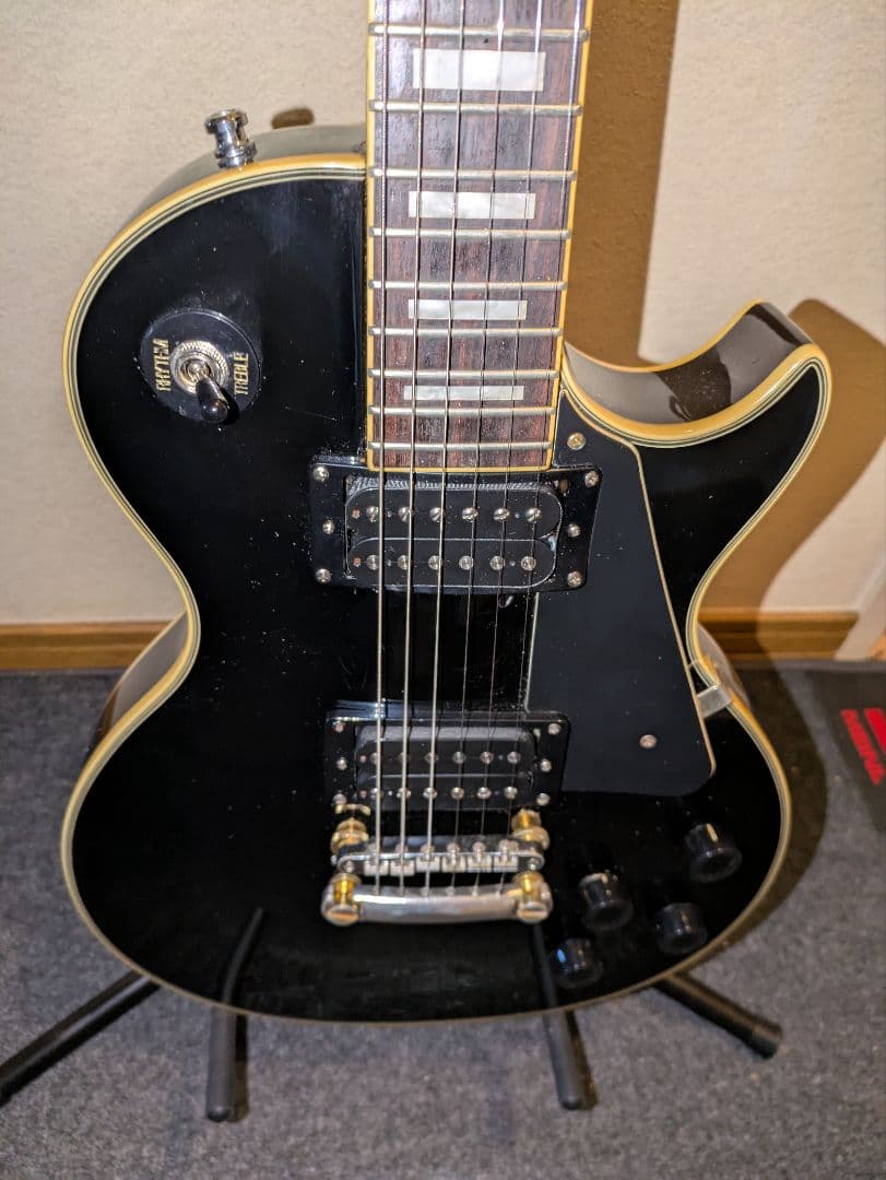 Legend レスポールタイプ　 ブラックEpiphoneプロバッカー搭載♫