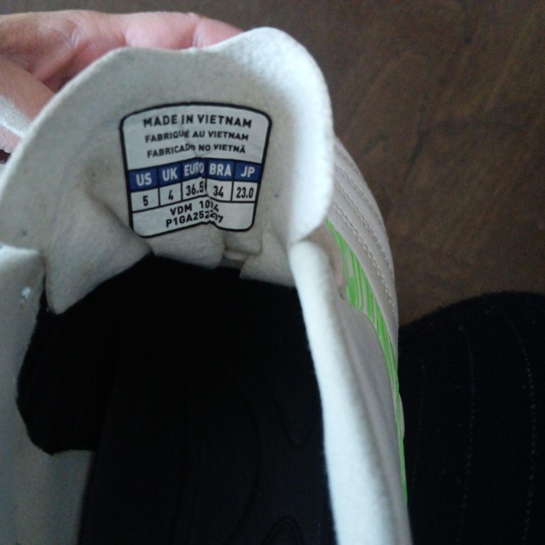 まぁMizuno MONARCIDA NEO 3PROサッカーシューズ