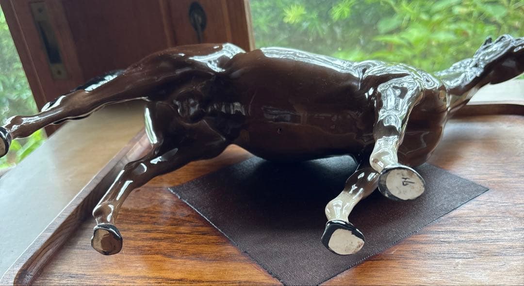 陶器製 馬のオブジェ(約30cm)