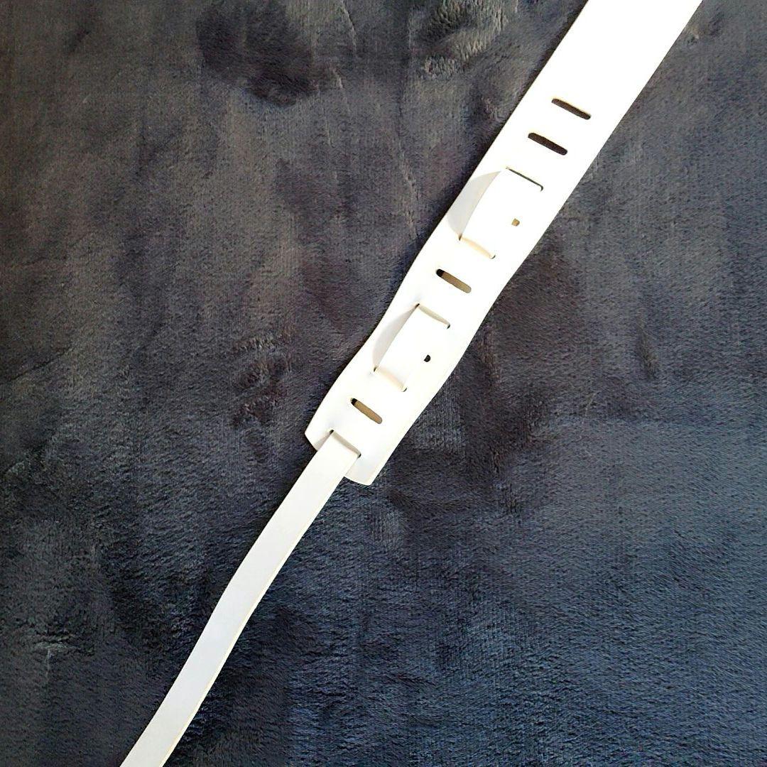 ギターストラップ ヌメ革オフホワイト ハンドメイド 金具無しタイプ