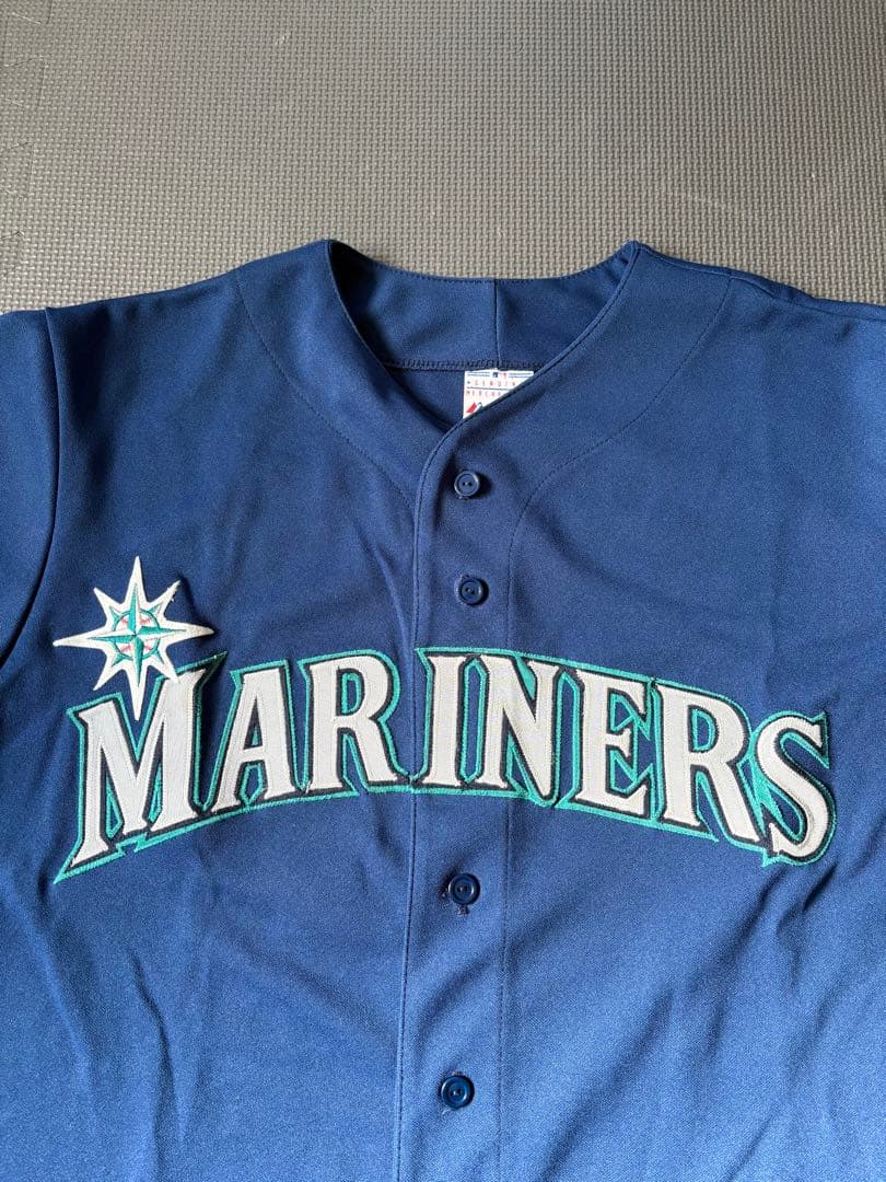 未使用品　MLBオフィシャルユニフォームサプライヤー　ケン・グリフィー Jr.