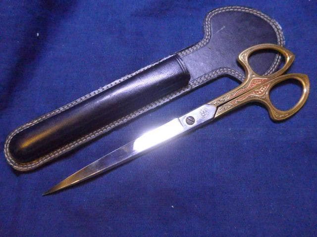 全長24センチ　ドイツ　ゾーリンゲン／DORKOの美しいハサミ　皮のケース付き