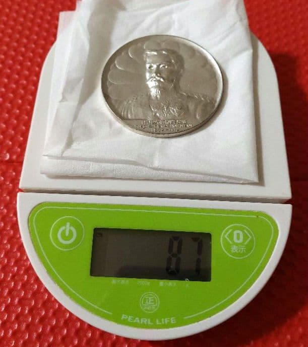 明治大帝100年記念メダル　銀　silver