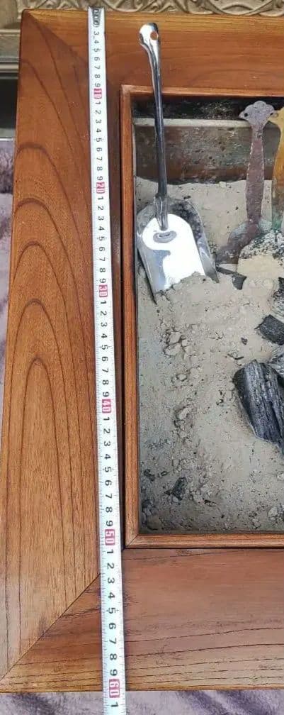 美品 高級 炉裏テーブル 暖房 調理可 炉端焼きOK 火鉢　新品南部鉄器鍋付き