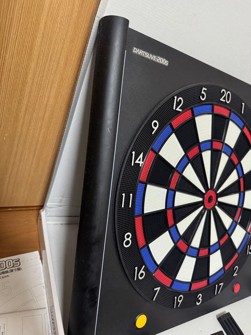 DARTSLIVE-200S 電子ダーツボード　スマートフォン連動ホームダーツ