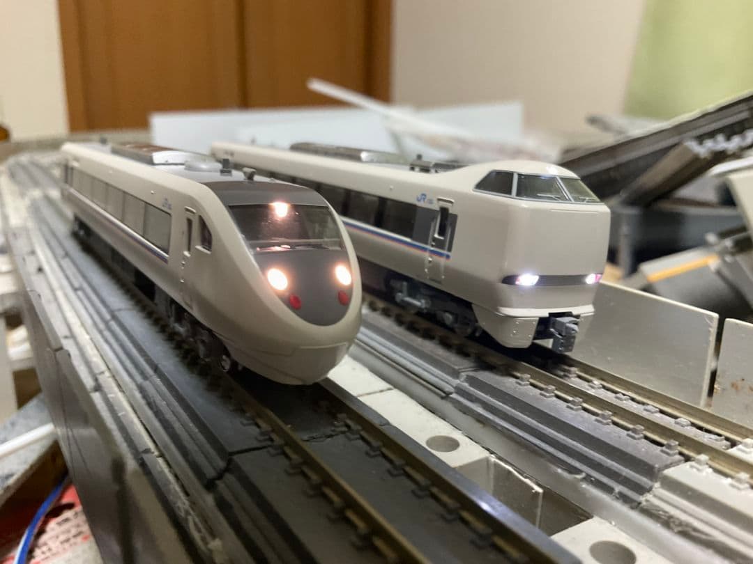 匿名配送　KATO 681系 しらさぎ