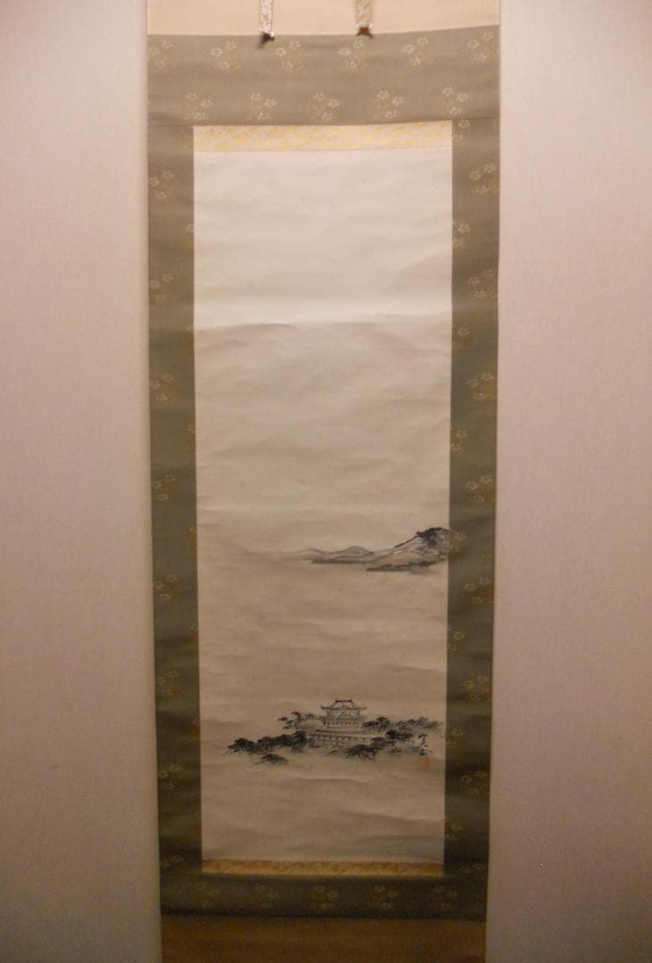 掛け軸  荒木寛畝 墨絵 三井寺 紙本 希少 軸装 茶道具 掛軸 美品 です。