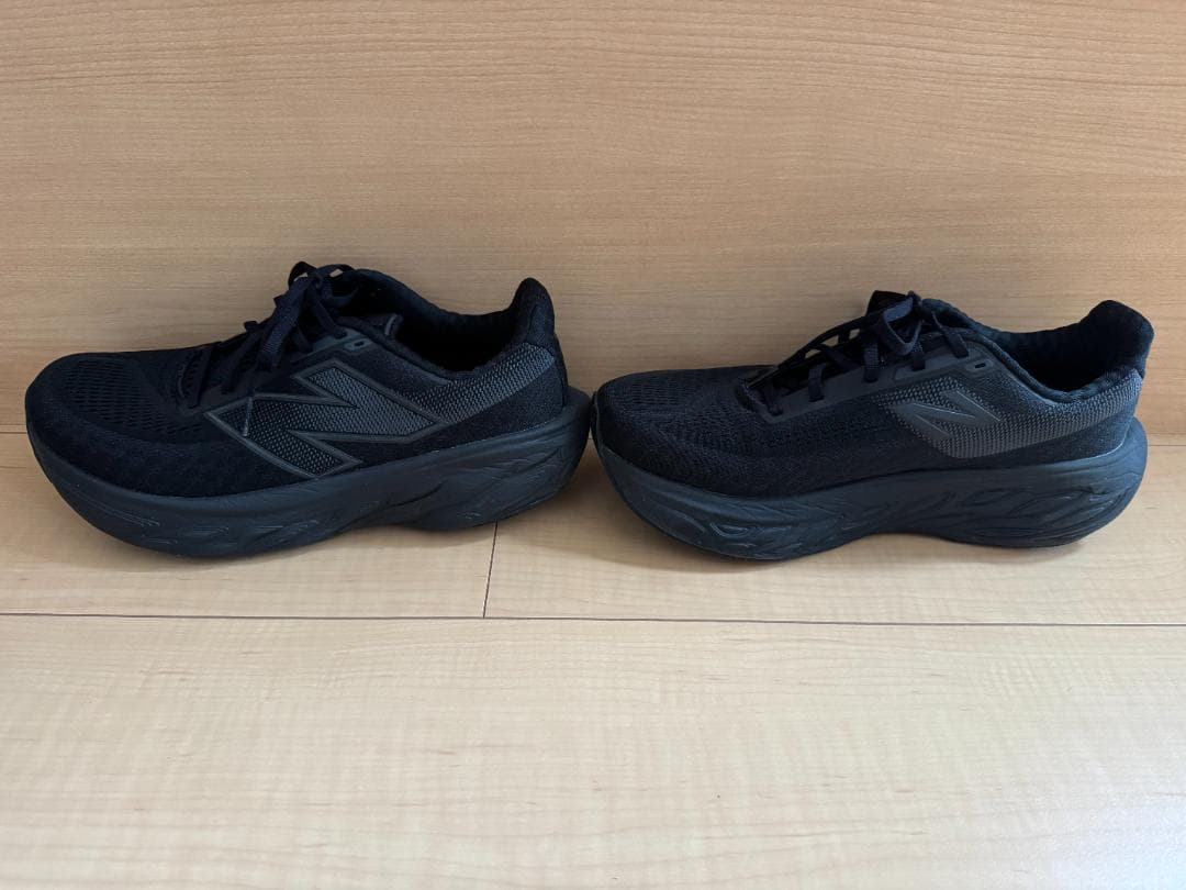 New Balance Fresh Foam 1080 ブラック