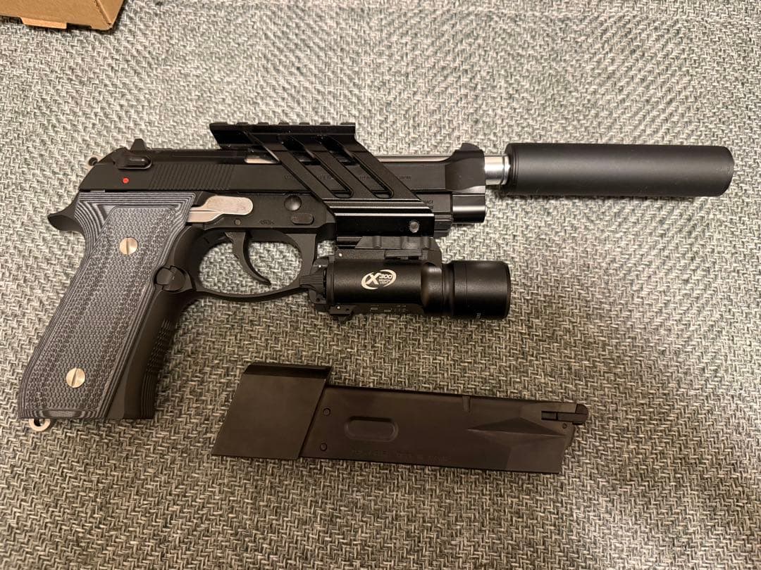 東京マルイ　ベレッタ M9A1 ガスブローバックガスガン カスタム