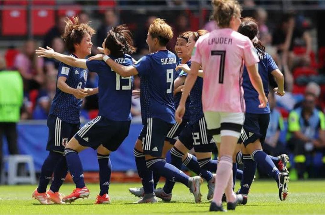 岩渕真奈　実使用スパイク　支給　アーセナル　日本代表　サッカー　なでしこジャパン