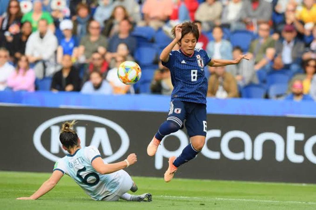 岩渕真奈　実使用スパイク　支給　アーセナル　日本代表　サッカー　なでしこジャパン