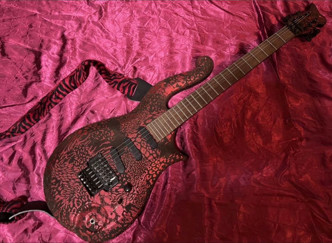 prince sugizo モデルギター　リメイク代20万弱レア中古動作確認済