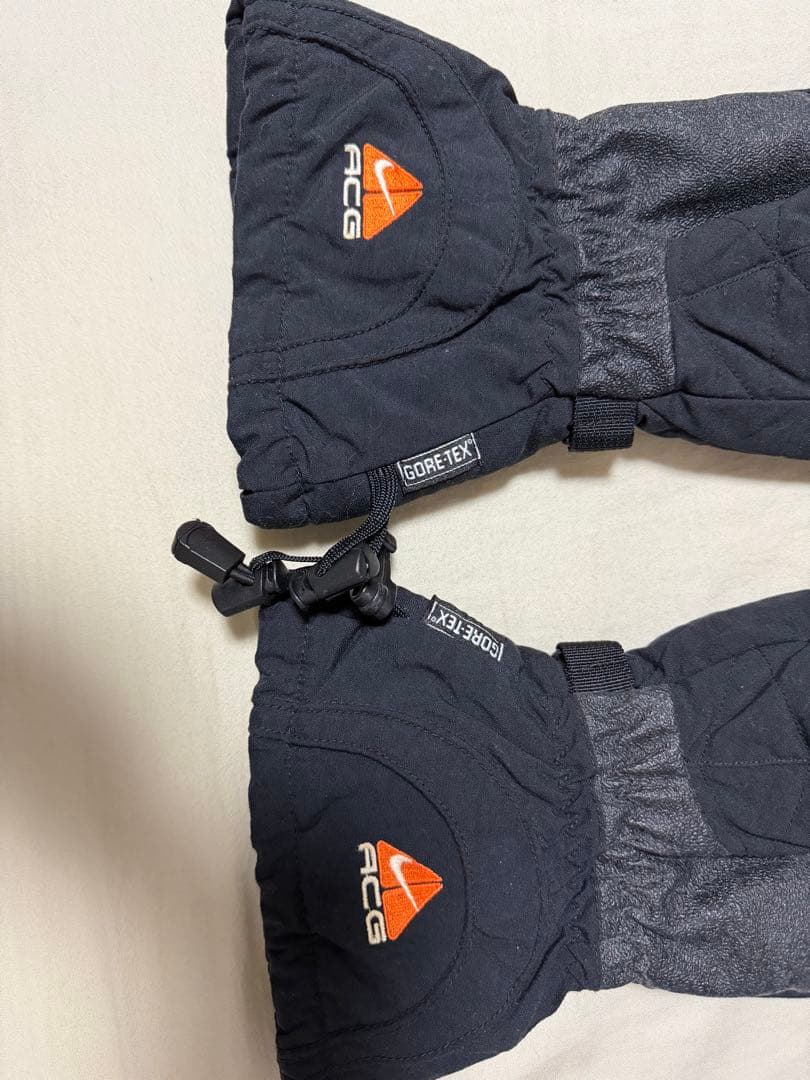ナイキ NIKE acg ゴアテックス スノボ スキー グローブ ウェア 刺繍