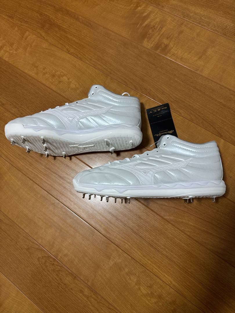【新品未使用】Mizuno スピードレボプロ MID 27.0 cm ホワイト