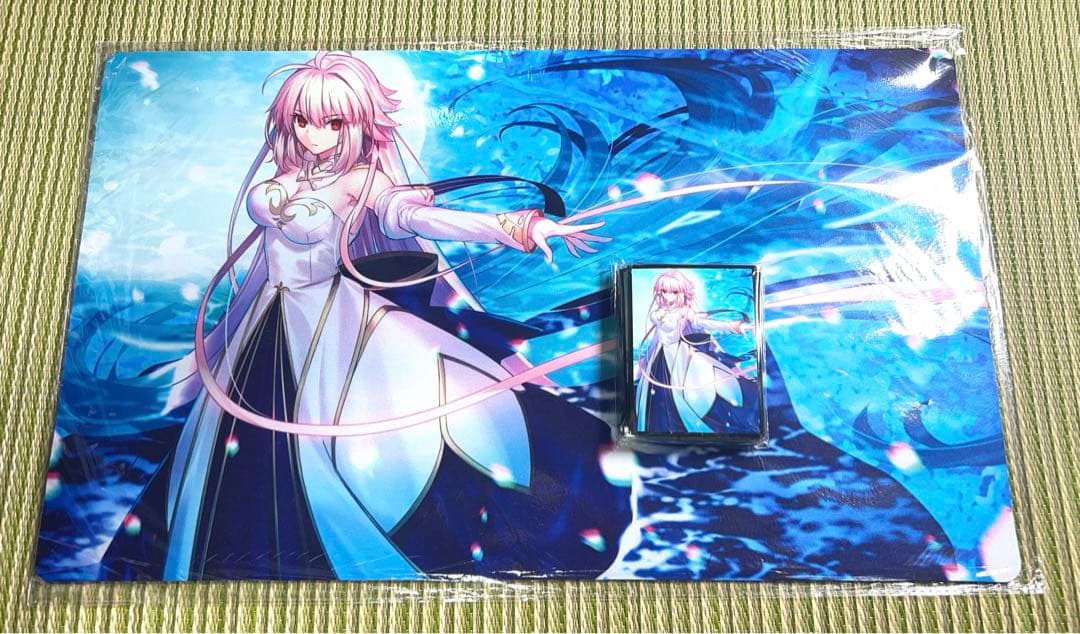 混沌の女神様　アルクェイドアーキタイプアース　スリーブプレイマットセット　FGO