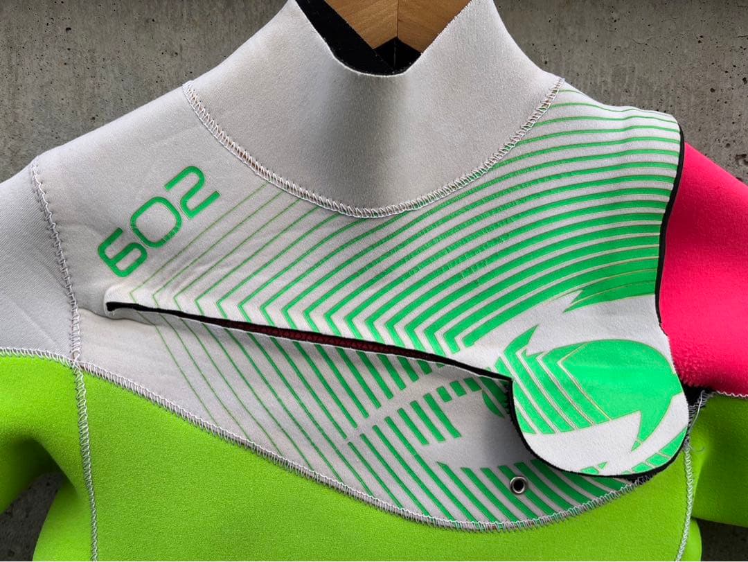 CYBER シーガル　ウエットスーツ　サーフィン