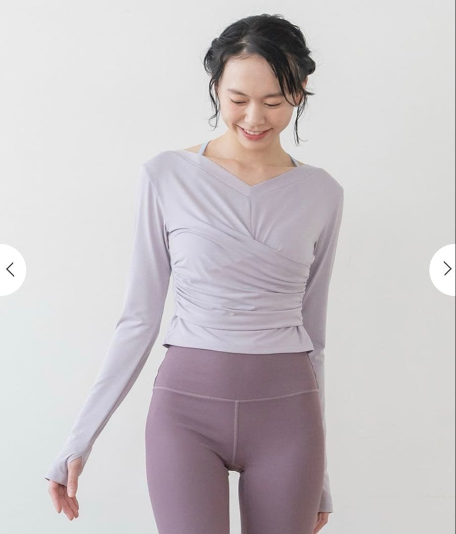 新品未使用SUKALA ギャザークロスロングスリーブトップス＋レギンス(上下S)