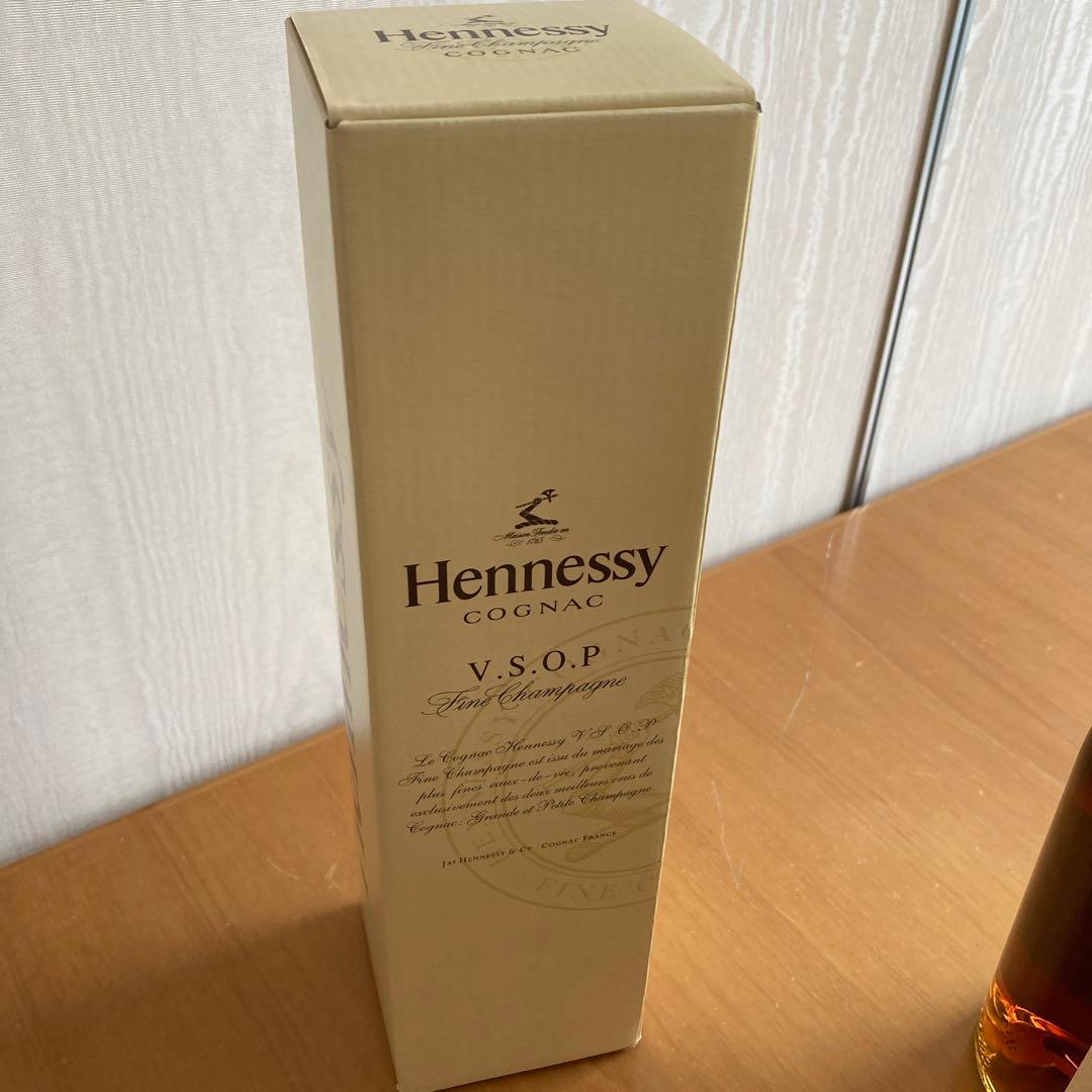 Hennessy VSOP コニャック 700ml 40%（箱付）
