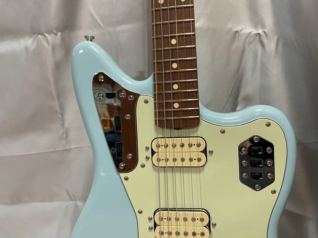 Fender Vintera '60s Jaguar エレキギター