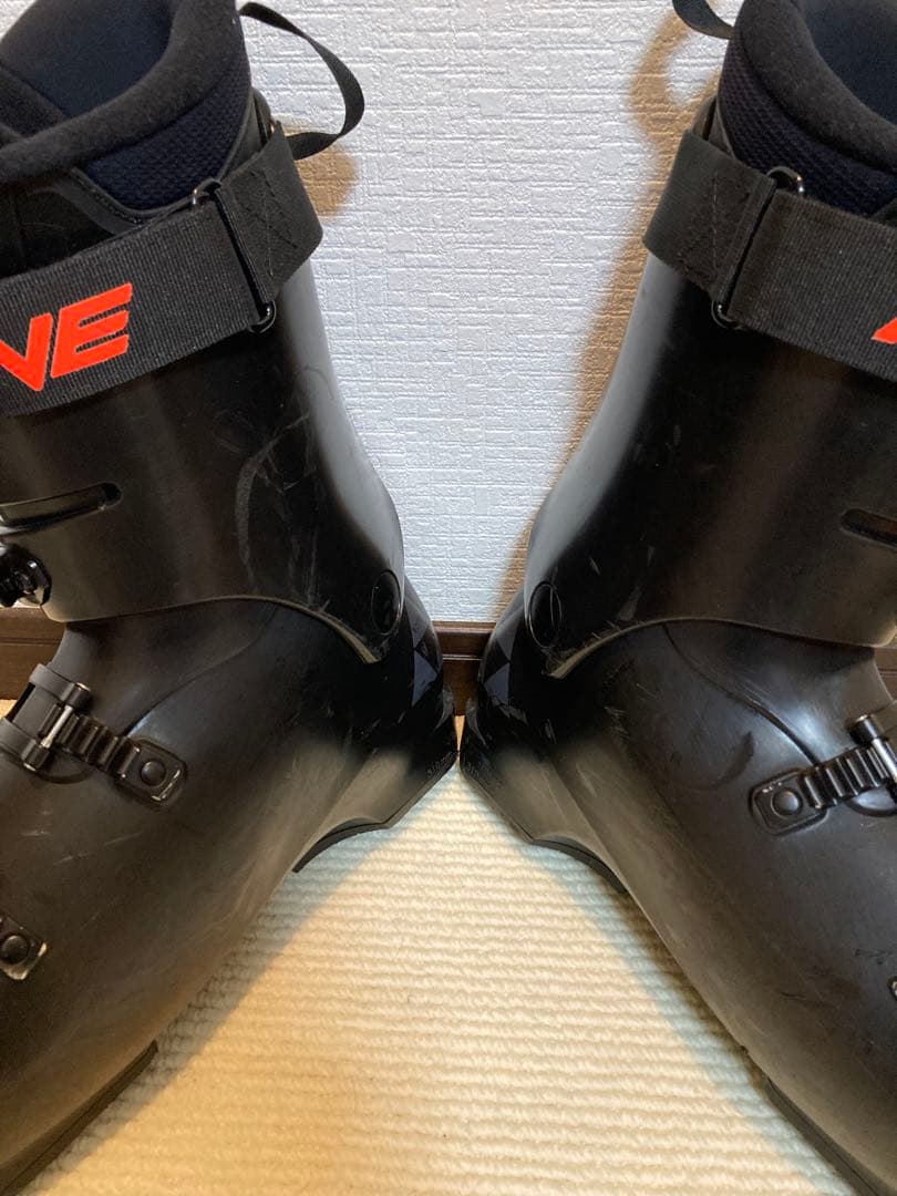 FISCHER RC ONE 90 27㎝-27.5㎝