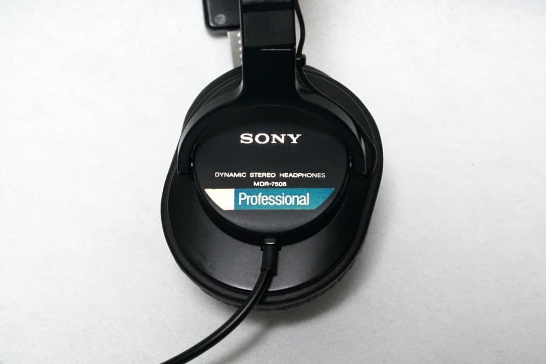 美品 SONY MDR-7506 モニターヘッドホン
