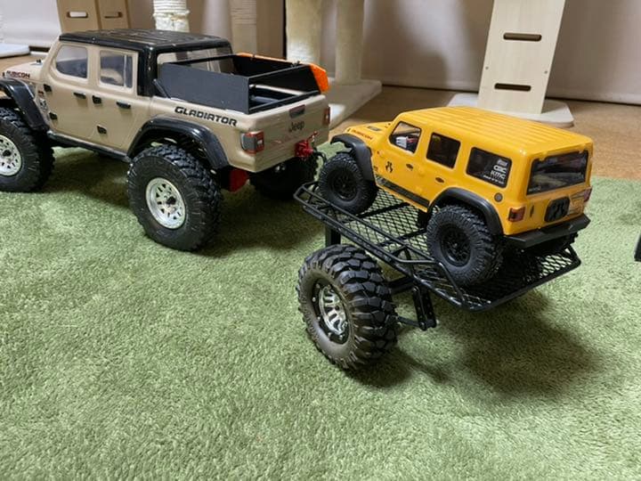 jeep グラディエーター　アキシャル　scx10 kit 完成品