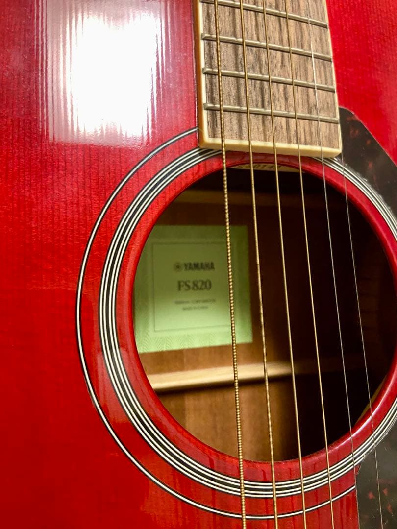 【値下げしました】YAMAHA FS820 ルビーレッド アコースティックギター